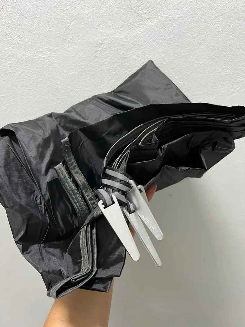 TAPETE IMPERMEÁVEL COM ESTACAS®